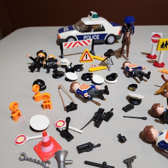 Playmobil Police stuff - Picture 4 of 7